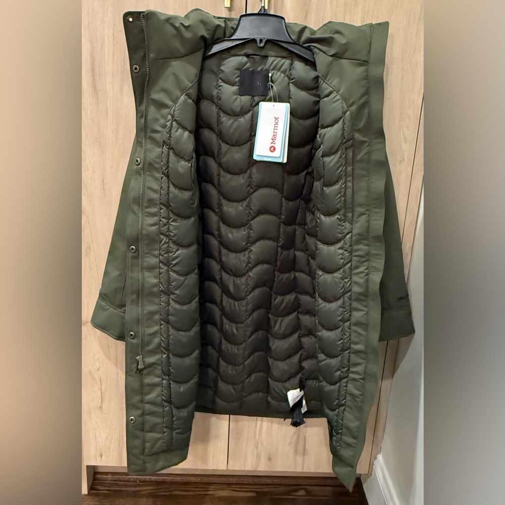 NWTs Marmot Women’s Chelsea Down Coat. Nori. Size Small - Picture 3 of 7